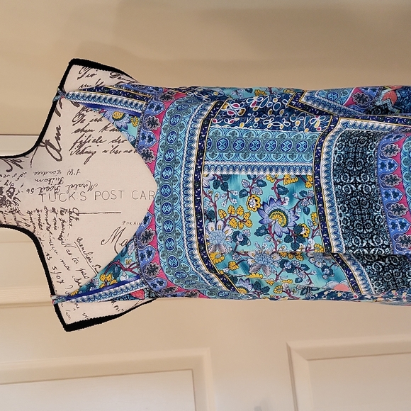 Umgee Dress with Lace underlay Hem - Picture 12 of 15